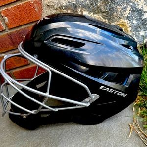 Baseball catchers helmet
